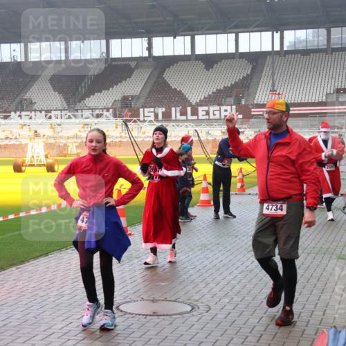 07.12.2025 - St. Pauli X-Mass-Run No. 15 Luisa Fischer http://msf.ph/oto/9380283 07.12.2025 10:08:38 Ziel 47, 2687, 4734, 2691, 1905, 2650, 2691, 2692, 2746, 3627, 3628, 4231, 4623, 4624, 4626, 4734, 4737, 4740 meine-sportfotos.de