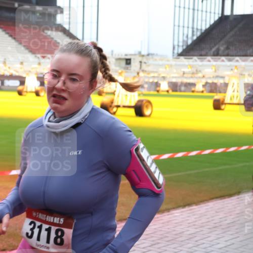 07.12.2025 - St. Pauli X-Mass-Run No. 15 Luisa Fischer http://msf.ph/oto/9380287 07.12.2025 10:39:53 Ziel 5, 3118, 981, 1417, 1796, 1889, 2354, 2420, 2588, 2827, 2828, 3118, 3240, 3242, 4207, 4211 meine-sportfotos.de