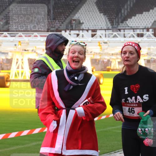 07.12.2025 - St. Pauli X-Mass-Run No. 15 Luisa Fischer http://msf.ph/oto/9380293 07.12.2025 11:13:03 Ziel 46, 15, 46, 76, 79, 218, 489, 494, 597, 605, 663, 671, 681, 682, 718, 836, 839, 888, 919, 1142, 1261, 1420, 1422, 1423, 1609, 1610, 2858, 3167, 4794, 4795, 4796, 4802, 4804 meine-sportfotos.de