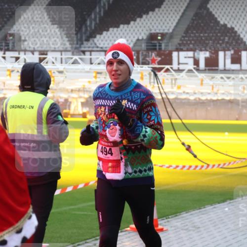 07.12.2025 - St. Pauli X-Mass-Run No. 15 Luisa Fischer http://msf.ph/oto/9380366 07.12.2025 11:13:14 Ziel 15, 494, 4804, 46, 218, 489, 494, 663, 671, 681, 682, 683, 684, 718, 839, 919, 1142, 1175, 1178, 1261, 1420, 1422, 1423, 1609, 1610, 1703, 2858, 3167, 4794, 4795, 4796, 4802, 4804 meine-sportfotos.de