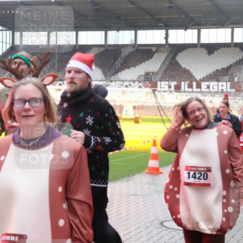 07.12.2025 - St. Pauli X-Mass-Run No. 15 Luisa Fischer http://msf.ph/oto/9380477 07.12.2025 11:14:07 Ziel 15, 1, 15, 1420, 142, 1111, 1338, 274, 375, 425, 475, 585, 708, 1111, 1114, 1338, 1341, 1647, 1664, 2125, 2773 meine-sportfotos.de