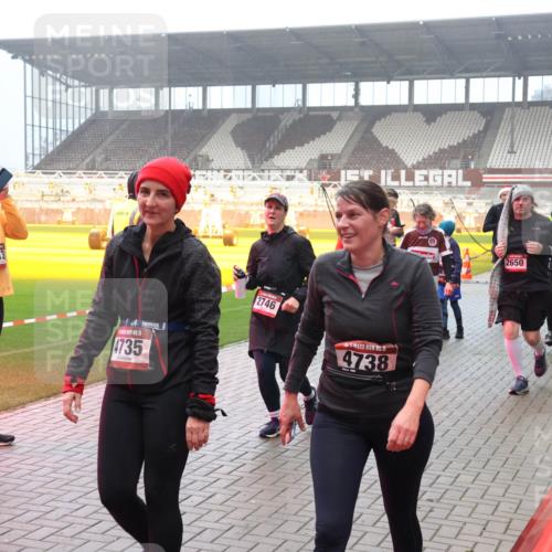 07.12.2025 - St. Pauli X-Mass-Run No. 15 Luisa Fischer http://msf.ph/oto/9380503 07.12.2025 10:08:52 Ziel 713, 15, 4735, 2746, 75, 4738, 2650, 707, 947, 1002, 1031, 2247, 2248, 2650, 2691, 2692, 2746, 3212, 3332, 3335, 3495, 3627, 3628, 3671, 3759, 4205, 4231, 4232, 4234, 4451, 4623, 4624, 4626, 4734, 4737, 4740 meine-sportfotos.de
