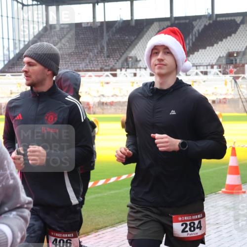 07.12.2025 - St. Pauli X-Mass-Run No. 15 Luisa Fischer http://msf.ph/oto/9380562 07.12.2025 10:41:06 Ziel 15, 406, 284, 2559, 230, 284, 288, 406, 731, 735, 1457, 2169, 2555, 2559, 2594, 2916, 3161, 3164, 3244, 3264, 3265, 3407, 3408, 4041, 4304, 4856, 4871, 4874, 4878 meine-sportfotos.de