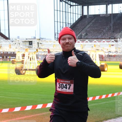 07.12.2025 - St. Pauli X-Mass-Run No. 15 Luisa Fischer http://msf.ph/oto/9380667 07.12.2025 10:41:48 Ziel 15, 3047, 259, 279, 449, 545, 575, 952, 1153, 1275, 2288, 2330, 2331, 2507, 3047, 3264, 3265, 3392, 3951, 4617, 4773 meine-sportfotos.de