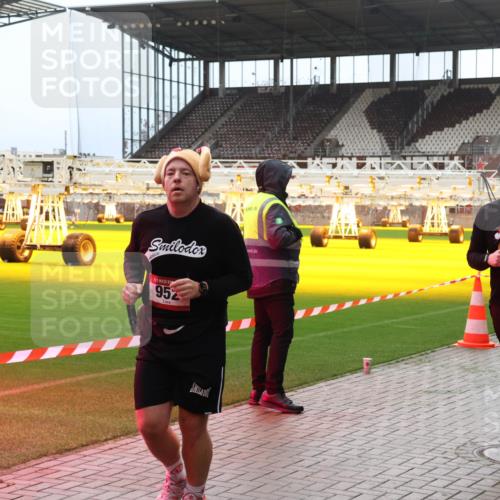 07.12.2025 - St. Pauli X-Mass-Run No. 15 Luisa Fischer http://msf.ph/oto/9380769 07.12.2025 10:42:07 Ziel 952, 25, 2507, 141, 259, 279, 322, 575, 1266, 1275, 1675, 1676, 2288, 2330, 2331, 2507, 2563, 2829, 2831, 3047, 3392 meine-sportfotos.de