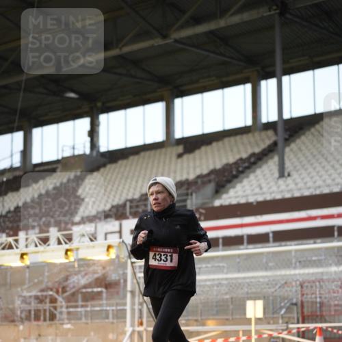 07.12.2025 - St. Pauli X-Mass-Run No. 15 Patografie http://msf.ph/oto/9380838 07.12.2025 10:18:54 Ziel 721, 1034, 2152, 3455, 3724, 3975, 3976, 4330, 4331, 4475, 4498 meine-sportfotos.de