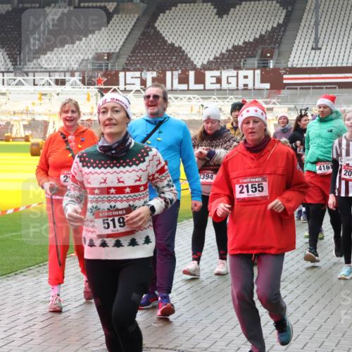 07.12.2025 - St. Pauli X-Mass-Run No. 15 Luisa Fischer http://msf.ph/oto/9380991 07.12.2025 10:43:20 Ziel 26, 15, 519, 4394, 5, 2155, 23, 2012, 4161, 2013, 48, 296, 519, 563, 598, 604, 625, 1272, 1301, 1358, 1434, 1758, 1814, 1936, 2012, 2013, 2052, 2053, 2061, 2155, 2336, 2337, 2621, 2622, 2722, 2761, 2762, 2802, 2901, 3381, 4161, 4394, 4594, 4621, 4857 meine-sportfotos.de