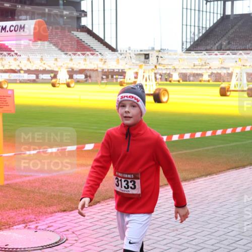 07.12.2025 - St. Pauli X-Mass-Run No. 15 Luisa Fischer http://msf.ph/oto/9381024 07.12.2025 11:15:45 Ziel 15, 3133, 313, 391, 1218, 1282, 1623, 1627, 1662, 3133 meine-sportfotos.de