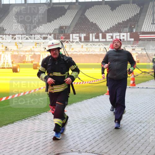 07.12.2025 - St. Pauli X-Mass-Run No. 15 Luisa Fischer http://msf.ph/oto/9381072 07.12.2025 10:09:56 Ziel 56, 800, 881, 896, 899, 960, 1026, 1172, 1191, 1243, 1248, 1461, 1465, 1575, 1576, 1718, 3493, 3756, 4113, 4666 meine-sportfotos.de