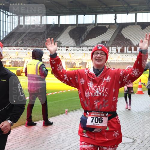 07.12.2025 - St. Pauli X-Mass-Run No. 15 Luisa Fischer http://msf.ph/oto/9381208 07.12.2025 10:44:23 Ziel 15, 4255, 15, 706, 2950, 191, 32, 74, 84, 179, 559, 706, 1651, 1913, 1947, 1948, 2459, 2487, 2499, 2647, 2767, 2950, 2955, 3012, 3100, 3226, 3237, 4095, 4096, 4104, 4254, 4255 meine-sportfotos.de