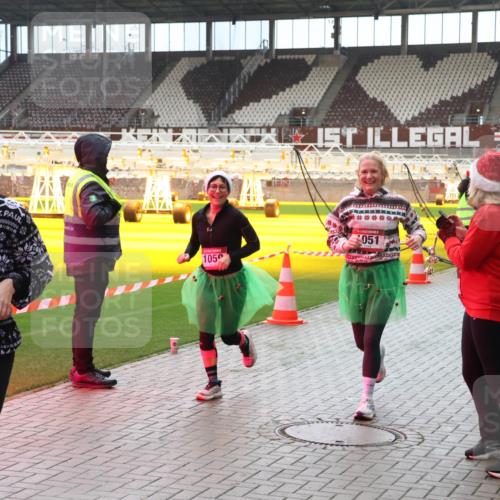 07.12.2025 - St. Pauli X-Mass-Run No. 15 Luisa Fischer http://msf.ph/oto/9381280 07.12.2025 10:44:46 Ziel 15, 220, 1050, 051, 1089, 32, 179, 220, 571, 1051, 1059, 1060, 1089, 1421, 1651, 1947, 1948, 2321, 2325, 2357, 2359, 2499, 2950, 2955, 3012, 3132, 4254, 4255 meine-sportfotos.de