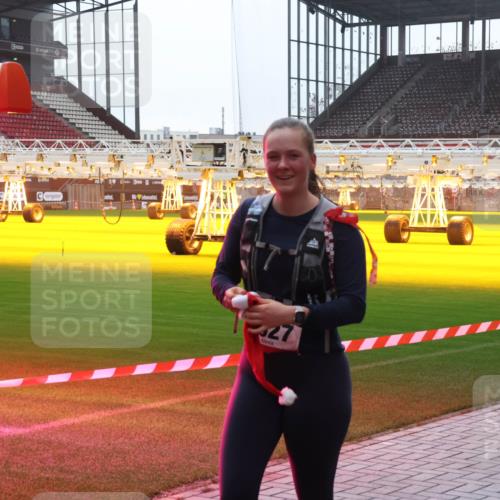 07.12.2025 - St. Pauli X-Mass-Run No. 15 Luisa Fischer http://msf.ph/oto/9381721 07.12.2025 11:18:48 Ziel 27, 1325, 1348, 2045, 2918, 3138, 3158, 3201, 3221, 3304, 3327, 3634, 3636 meine-sportfotos.de