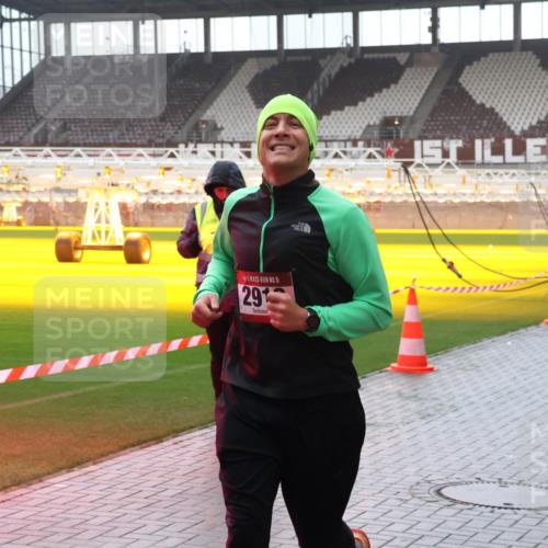 07.12.2025 - St. Pauli X-Mass-Run No. 15 Luisa Fischer http://msf.ph/oto/9381763 07.12.2025 11:18:58 Ziel 15, 29, 1109, 1325, 1348, 2045, 2918, 3138, 3158, 3201, 3221, 3304, 3327, 3634, 3636 meine-sportfotos.de