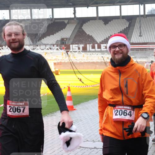 07.12.2025 - St. Pauli X-Mass-Run No. 15 Luisa Fischer http://msf.ph/oto/9381842 07.12.2025 11:19:45 Ziel 15, 2067, 15, 2064, 1325, 295, 302, 367, 373, 797, 1109, 1322, 1336, 1343, 1563, 1617, 2062, 2064, 2067, 2597, 2788, 3205 meine-sportfotos.de