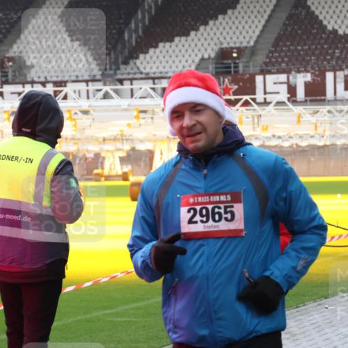 07.12.2025 - St. Pauli X-Mass-Run No. 15 Luisa Fischer http://msf.ph/oto/9381859 07.12.2025 10:47:04 Ziel 15, 2965, 38, 41, 58, 81, 153, 168, 221, 479, 485, 639, 641, 821, 823, 824, 914, 917, 921, 1040, 1043, 1242, 1359, 1362, 1747, 1872, 1875, 2082, 2092, 2216, 2303, 2306, 2488, 2536, 2574, 2960, 2965, 2989, 2993, 2998, 3001, 4589, 4593 meine-sportfotos.de
