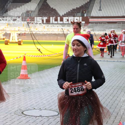 07.12.2025 - St. Pauli X-Mass-Run No. 15 Luisa Fischer http://msf.ph/oto/9381882 07.12.2025 10:47:16 Ziel 15, 58, 15, 2488, 58, 81, 221, 231, 479, 485, 639, 641, 821, 823, 824, 921, 1040, 1043, 1242, 1359, 1362, 1747, 1750, 1872, 1875, 2092, 2115, 2488, 2536, 2957, 2960, 2965, 2989, 2993, 2998, 3001, 3029, 3123, 4593 meine-sportfotos.de