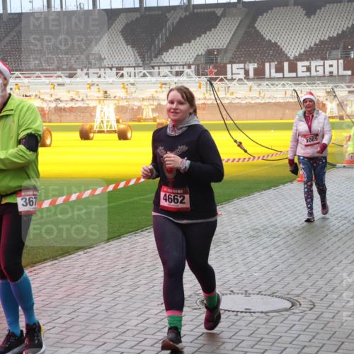 07.12.2025 - St. Pauli X-Mass-Run No. 15 Luisa Fischer http://msf.ph/oto/9381907 07.12.2025 10:12:00 Ziel 367, 4662, 3085, 670, 1687, 1969, 2906, 2909, 3085, 3354, 3761, 3767, 3815, 3909, 3932, 3935, 4499, 4525, 4659, 4661, 4662 meine-sportfotos.de