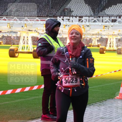 07.12.2025 - St. Pauli X-Mass-Run No. 15 Luisa Fischer http://msf.ph/oto/9381967 07.12.2025 10:47:38 Ziel 60, 3029, 60, 78, 231, 309, 522, 523, 821, 823, 824, 1171, 1182, 1359, 1362, 1747, 1750, 1819, 1847, 1848, 1863, 1872, 1875, 2115, 2200, 2683, 2684, 2957, 2989, 2993, 3029, 3101, 3102, 3104, 3105, 3123, 3344, 3360, 4593, 4853, 4868, 4869 meine-sportfotos.de