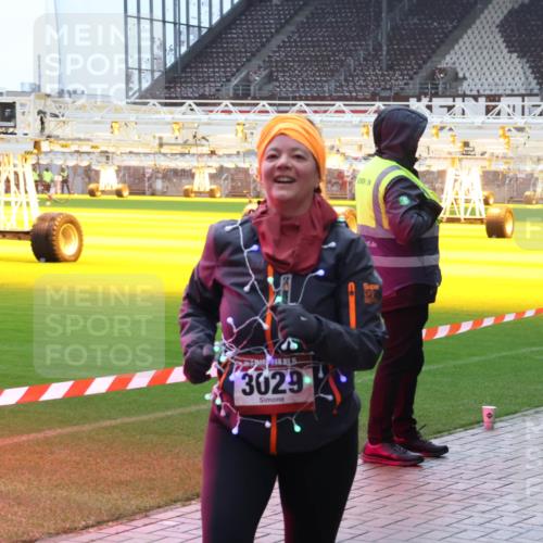 07.12.2025 - St. Pauli X-Mass-Run No. 15 Luisa Fischer http://msf.ph/oto/9381973 07.12.2025 10:47:38 Ziel 3029, 60, 78, 231, 309, 522, 523, 821, 823, 824, 1171, 1182, 1359, 1362, 1747, 1750, 1819, 1847, 1848, 1863, 1872, 1875, 2115, 2200, 2683, 2684, 2957, 2989, 2993, 3029, 3101, 3102, 3104, 3105, 3123, 3344, 3360, 4593, 4853, 4868, 4869 meine-sportfotos.de