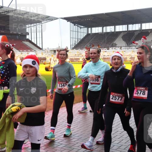 07.12.2025 - St. Pauli X-Mass-Run No. 15 Luisa Fischer http://msf.ph/oto/9381982 07.12.2025 11:20:37 Ziel 5, 797, 1343, 1636, 5, 2577, 15, 2578, 3822, 2132, 2134, 2217, 2305, 2577, 2578, 2581, 2771, 3075, 3129, 3157, 3160, 3170, 3309, 3324, 3822, 3823, 4637 meine-sportfotos.de