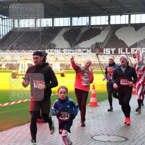 07.12.2025 - St. Pauli X-Mass-Run No. 15 Luisa Fischer http://msf.ph/oto/9381983 07.12.2025 10:47:42 Ziel 5, 23, 15, 684, 3344, 2761, 1171, 1819, 60, 78, 231, 309, 522, 523, 821, 823, 824, 1171, 1182, 1359, 1362, 1747, 1750, 1819, 1847, 1848, 1863, 1872, 1875, 2115, 2200, 2683, 2684, 2957, 3029, 3101, 3102, 3104, 3105, 3123, 3344, 3360, 4593, 4853, 4868, 4869 meine-sportfotos.de