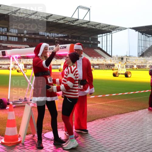 07.12.2025 - St. Pauli X-Mass-Run No. 15 Luisa Fischer http://msf.ph/oto/9382086 07.12.2025 10:48:00 Ziel 821, 60, 78, 282, 309, 513, 522, 523, 553, 1171, 1182, 1555, 1819, 1847, 1848, 1863, 2115, 2200, 2490, 2566, 2608, 2611, 2683, 2684, 2690, 3029, 3101, 3102, 3104, 3105, 3344, 3360, 4072, 4615, 4618, 4853, 4863, 4868, 4869 meine-sportfotos.de