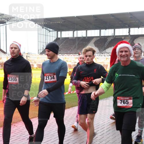 07.12.2025 - St. Pauli X-Mass-Run No. 15 Luisa Fischer http://msf.ph/oto/9382141 07.12.2025 11:21:26 Ziel 2305, 5, 2134, 15, 765, 540, 765, 1020, 1135, 1614, 2242, 2375, 2376, 2379, 2462, 2601, 2854, 2867, 3037, 3135, 3220, 3283 meine-sportfotos.de