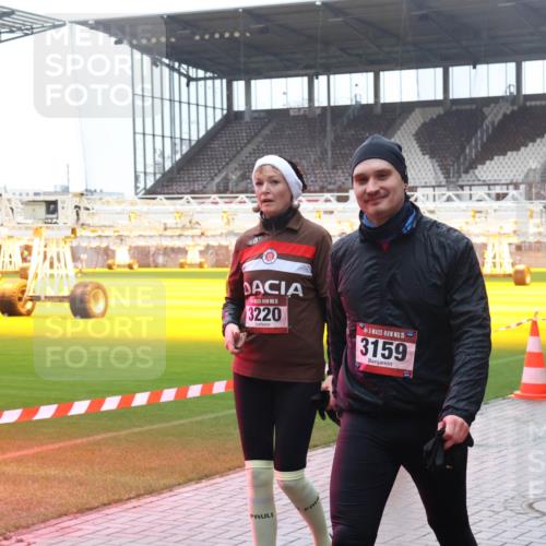 07.12.2025 - St. Pauli X-Mass-Run No. 15 Luisa Fischer http://msf.ph/oto/9382249 07.12.2025 11:22:11 Ziel 3220, 15, 15, 3159, 98, 105, 111, 232, 241, 1284, 1297, 1549, 1775, 1779, 1902, 1904, 1907, 1939, 2033, 2197, 2473, 2474, 2579, 3073, 3159, 3283 meine-sportfotos.de