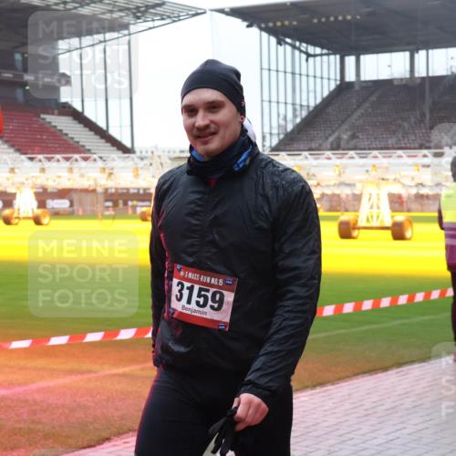 07.12.2025 - St. Pauli X-Mass-Run No. 15 Luisa Fischer http://msf.ph/oto/9382259 07.12.2025 11:22:12 Ziel 15, 3159, 98, 105, 111, 232, 241, 1284, 1297, 1549, 1775, 1779, 1902, 1904, 1907, 1939, 2033, 2197, 2473, 2474, 2579, 3073, 3159, 3283, 3474, 3475, 3820, 3821 meine-sportfotos.de