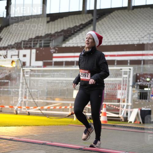07.12.2025 - St. Pauli X-Mass-Run No. 15 Patografie http://msf.ph/oto/9382423 07.12.2025 10:21:27 Ziel 149, 270, 1326, 2927, 2997, 3062, 3091, 3384, 3540, 3541, 3848, 3849, 3988, 4117, 4158, 4169, 4170 meine-sportfotos.de