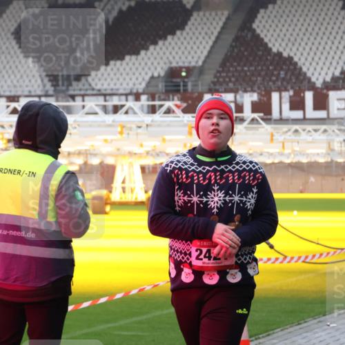 07.12.2025 - St. Pauli X-Mass-Run No. 15 Luisa Fischer http://msf.ph/oto/9382613 07.12.2025 10:49:51 Ziel 24, 157, 191, 194, 471, 890, 1019, 1155, 1164, 1166, 1179, 1273, 1274, 1370, 1372, 1663, 2299, 2301, 2340, 2341, 2421, 2764, 2765, 2779, 2921, 2933, 3366, 3369 meine-sportfotos.de