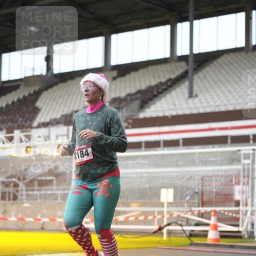 07.12.2025 - St. Pauli X-Mass-Run No. 15 Patografie http://msf.ph/oto/9382641 07.12.2025 10:22:15 Ziel 1371, 2184, 2817, 2818, 2819, 3431, 3736, 4771, 4774, 4781 meine-sportfotos.de