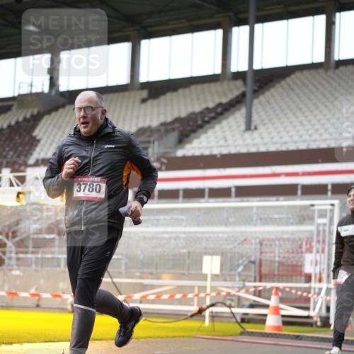 07.12.2025 - St. Pauli X-Mass-Run No. 15 Patografie http://msf.ph/oto/9382743 07.12.2025 10:22:44 Ziel 794, 3780, 4287, 4407, 4411, 4419, 4509, 4539 meine-sportfotos.de