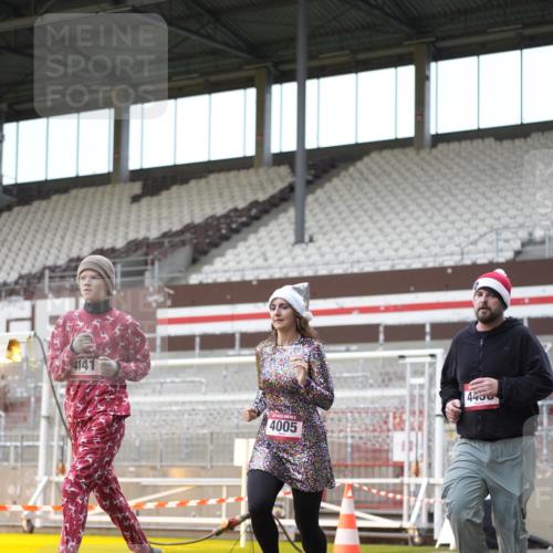 07.12.2025 - St. Pauli X-Mass-Run No. 15 Patografie http://msf.ph/oto/9382875 07.12.2025 10:23:16 Ziel 2508, 2511, 3052, 3078, 3079, 4005, 4141, 4458 meine-sportfotos.de