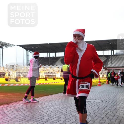07.12.2025 - St. Pauli X-Mass-Run No. 15 Luisa Fischer http://msf.ph/oto/9382877 07.12.2025 10:50:55 Ziel 40, 564, 904, 905, 1726, 1729, 1730, 2250, 2460, 2575, 2582, 2583, 2584, 2763, 3287, 3291, 3368, 4075, 4110, 4111, 4535, 4537, 4756, 4757, 4759, 4760, 4855, 4881 meine-sportfotos.de