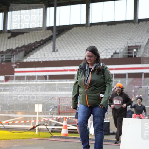 07.12.2025 - St. Pauli X-Mass-Run No. 15 Patografie http://msf.ph/oto/9382926 07.12.2025 10:23:28 Ziel 638, 3539, 3644, 3649, 3887, 3890, 4005, 4141, 4145, 4458, 4549 meine-sportfotos.de