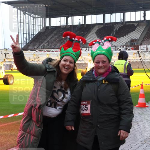 07.12.2025 - St. Pauli X-Mass-Run No. 15 Luisa Fischer http://msf.ph/oto/9383118 07.12.2025 10:51:58 Ziel 5, 535, 275, 328, 1047, 1093, 2103, 2105, 2327, 2332, 2553, 2593, 2607, 2642, 2643, 2674, 2836, 2837, 2959, 3199, 3223, 3228, 3342, 4862 meine-sportfotos.de