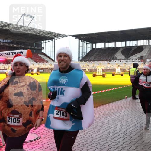 07.12.2025 - St. Pauli X-Mass-Run No. 15 Luisa Fischer http://msf.ph/oto/9383218 07.12.2025 10:52:16 Ziel 15, 2105, 4862, 00, 15, 2103, 275, 275, 328, 1047, 1964, 1982, 1984, 2103, 2105, 2165, 2287, 2289, 2327, 2332, 2553, 2592, 2593, 2607, 2642, 2643, 2661, 2674, 2836, 2837, 2959, 3223, 3228, 4550, 4862, 4865, 4879, 4880 meine-sportfotos.de