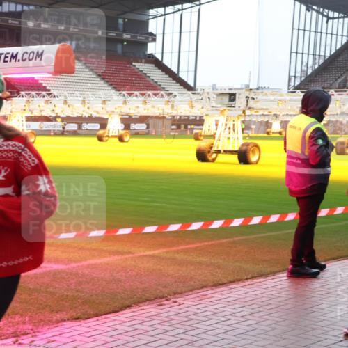 07.12.2025 - St. Pauli X-Mass-Run No. 15 Luisa Fischer http://msf.ph/oto/9383245 07.12.2025 11:25:33 Ziel 3195, 3193, 19, 470, 473, 705, 1346, 1384, 1427, 1527, 1544, 1752, 1855, 1858, 1961, 2151, 2193, 2244, 2447, 2859, 2869, 2981, 2990, 3126, 3193, 3195, 3290, 3296, 3301, 3306, 3314, 4101, 4632, 5003 meine-sportfotos.de