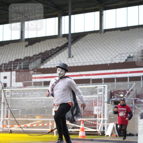 07.12.2025 - St. Pauli X-Mass-Run No. 15 Patografie http://msf.ph/oto/9383252 07.12.2025 10:24:22 Ziel 712, 1986, 2071, 4122, 4140, 4689, 4692, 4694 meine-sportfotos.de