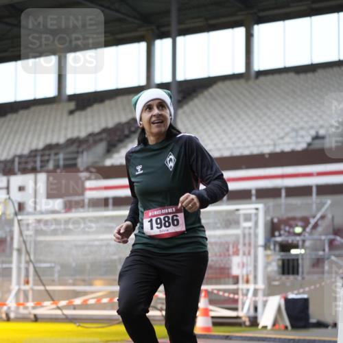07.12.2025 - St. Pauli X-Mass-Run No. 15 Patografie http://msf.ph/oto/9383292 07.12.2025 10:24:25 Ziel 712, 1986, 2071, 4122, 4140, 4689, 4692, 4694, 4766, 4780 meine-sportfotos.de