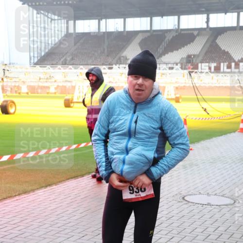 07.12.2025 - St. Pauli X-Mass-Run No. 15 Luisa Fischer http://msf.ph/oto/9383322 07.12.2025 10:13:37 Ziel 936, 2712, 2, 11, 9, 18, 80, 938, 1044, 1062, 1126, 1220, 1397, 1733, 2687, 2711, 2712, 3040, 3551, 3557, 3588, 3589, 4081, 4082, 4083, 4487, 4664 meine-sportfotos.de