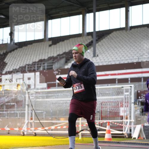 07.12.2025 - St. Pauli X-Mass-Run No. 15 Patografie http://msf.ph/oto/9383370 07.12.2025 10:24:40 Ziel 915, 974, 1986, 3152, 4078, 4079, 4091, 4092, 4135, 4136, 4155, 4177, 4496, 4497, 4530, 4541, 4542, 4766, 4780 meine-sportfotos.de