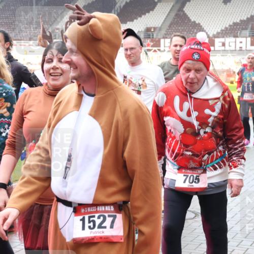 07.12.2025 - St. Pauli X-Mass-Run No. 15 Luisa Fischer http://msf.ph/oto/9383402 07.12.2025 11:25:56 Ziel 15, 1961, 9999, 15, 1527, 705, 2498, 1334, 1339, 1379, 1388, 1527, 1544, 1593, 1672, 1855, 1858, 1961, 2151, 2193, 2244, 2498, 2981, 2990, 3126, 3290, 3296, 3301, 4101, 4654, 4825, 5003 meine-sportfotos.de