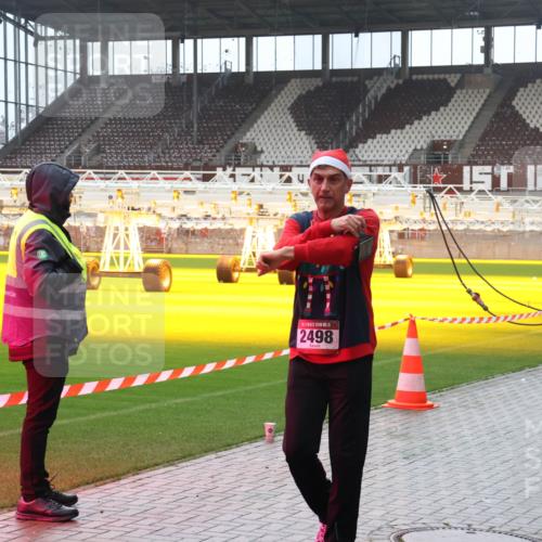 07.12.2025 - St. Pauli X-Mass-Run No. 15 Luisa Fischer http://msf.ph/oto/9383438 07.12.2025 11:26:01 Ziel 15, 2498, 1334, 1339, 1379, 1388, 1527, 1544, 1593, 1672, 1961, 2055, 2151, 2244, 2498, 3050, 3051, 3126, 3290, 3296, 3301, 4101, 4654, 4825, 5003 meine-sportfotos.de