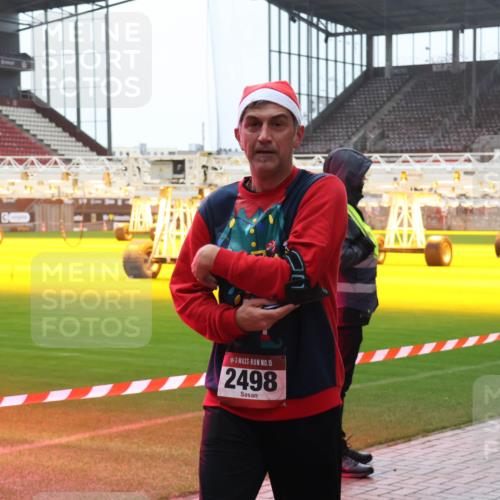 07.12.2025 - St. Pauli X-Mass-Run No. 15 Luisa Fischer http://msf.ph/oto/9383455 07.12.2025 11:26:03 Ziel 15, 2498, 1334, 1339, 1379, 1388, 1544, 1593, 1672, 1961, 2055, 2151, 2244, 2498, 3050, 3051, 3126, 3290, 3296, 3301, 4101, 4654, 4825 meine-sportfotos.de
