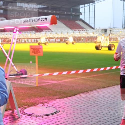 07.12.2025 - St. Pauli X-Mass-Run No. 15 Luisa Fischer http://msf.ph/oto/9383531 07.12.2025 10:13:44 Ziel 1062, 80, 88, 938, 970, 1044, 1062, 1126, 1220, 1397, 1733, 2687, 2711, 2712, 2905, 3588, 3589, 4081, 4082, 4083, 4487, 4664 meine-sportfotos.de