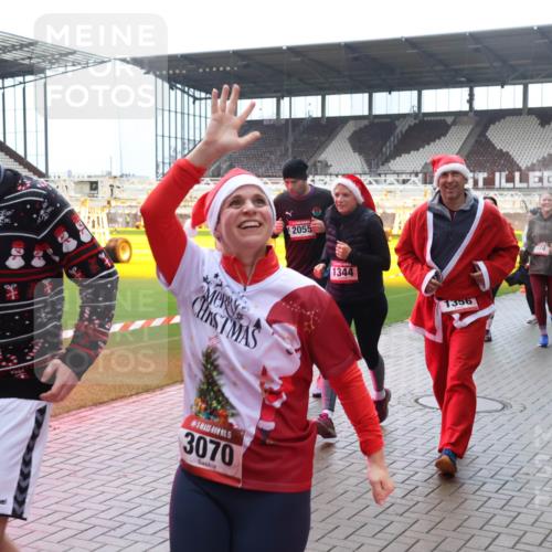 07.12.2025 - St. Pauli X-Mass-Run No. 15 Luisa Fischer http://msf.ph/oto/9383596 07.12.2025 11:26:27 Ziel 3068, 15, 3070, 2055, 1344, 1356, 1593, 610, 624, 674, 678, 1079, 1334, 1339, 1344, 1345, 1356, 1379, 1388, 1498, 1501, 1593, 1672, 1673, 2055, 2059, 2063, 2066, 2069, 2074, 2088, 2124, 2145, 2161, 2166, 2198, 2255, 2257, 2260, 2265, 2498, 2637, 2786, 2795, 3050, 3051, 3068, 3070, 3094, 3217, 3257, 3258, 3260, 3261, 3607, 4654, 4825 meine-sportfotos.de