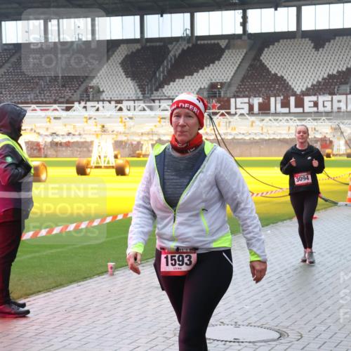 07.12.2025 - St. Pauli X-Mass-Run No. 15 Luisa Fischer http://msf.ph/oto/9383636 07.12.2025 11:26:35 Ziel 1593, 3094, 610, 624, 674, 678, 1079, 1334, 1339, 1344, 1345, 1356, 1379, 1388, 1498, 1501, 1593, 1632, 1672, 1673, 2055, 2059, 2063, 2066, 2069, 2074, 2088, 2124, 2145, 2161, 2166, 2198, 2255, 2257, 2260, 2265, 2637, 2786, 2795, 3050, 3051, 3068, 3070, 3094, 3217, 3257, 3258, 3260, 3261, 3607, 4654 meine-sportfotos.de