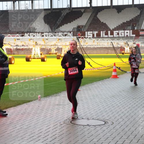 07.12.2025 - St. Pauli X-Mass-Run No. 15 Luisa Fischer http://msf.ph/oto/9383645 07.12.2025 11:26:36 Ziel 3094, 326, 610, 624, 674, 678, 1079, 1344, 1345, 1356, 1379, 1498, 1501, 1593, 1632, 1673, 2055, 2059, 2063, 2066, 2069, 2074, 2088, 2124, 2145, 2161, 2166, 2198, 2255, 2257, 2260, 2265, 2637, 2786, 2795, 3050, 3051, 3068, 3070, 3094, 3217, 3257, 3258, 3260, 3261, 3607, 4654 meine-sportfotos.de